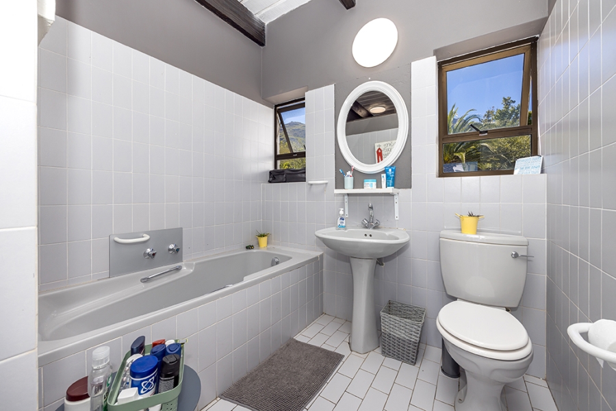 6 Bedroom Property for Sale in Brandwacht Western Cape